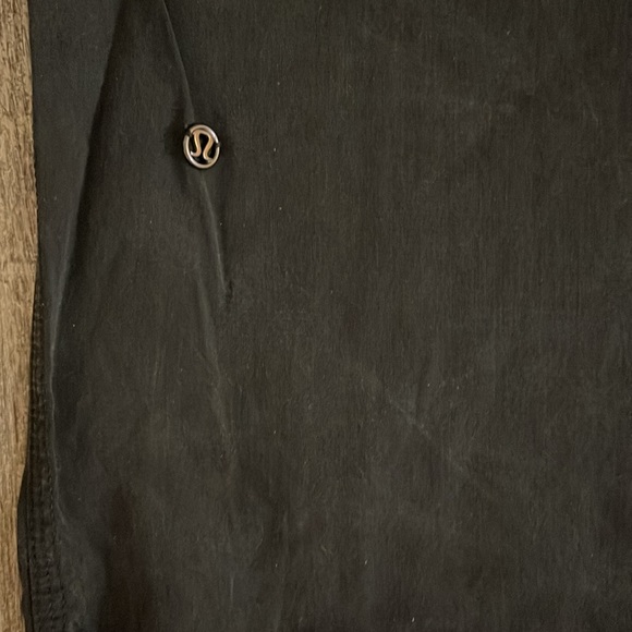 Like new Lululemon black tensel joggers - Picture 5 of 6